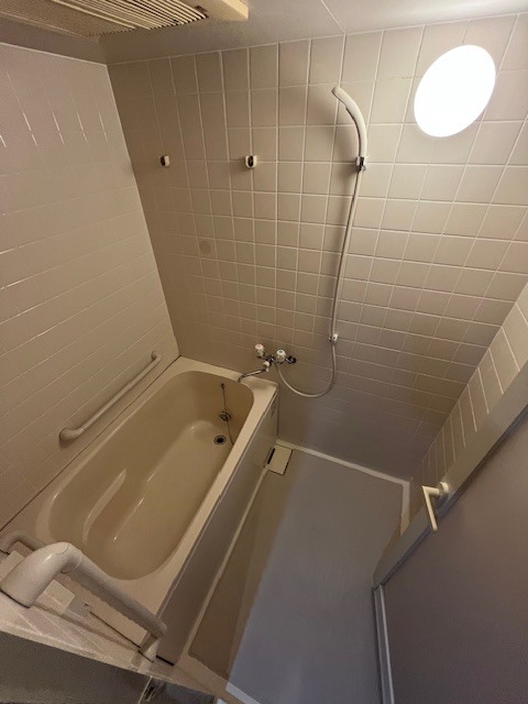 バス・シャワールーム　同タイプ参考写真