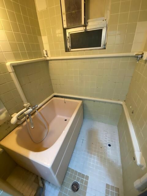 バス・シャワールーム　日々の疲れを癒すお風呂付です