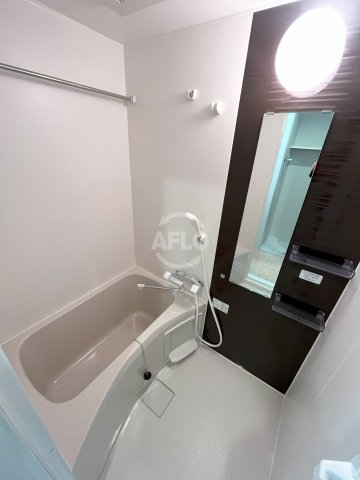 バス・シャワールーム　ワールドアイ大阪城EASTII　浴室