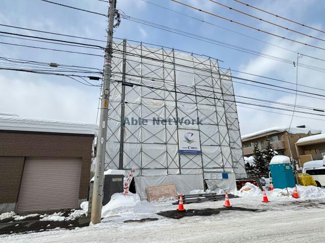 建物外観　建築中