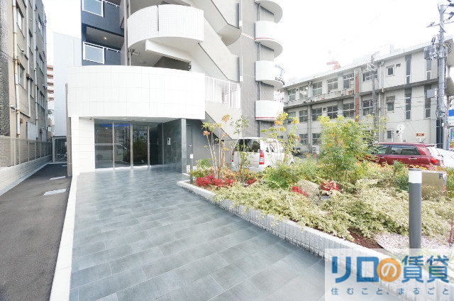 その他　エントランス入口