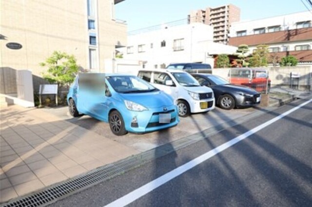 駐車場　駐車場