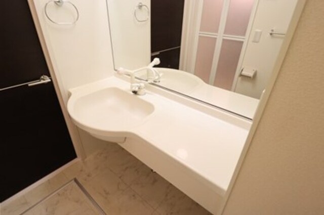 洗面設備　洗髪洗面化粧台