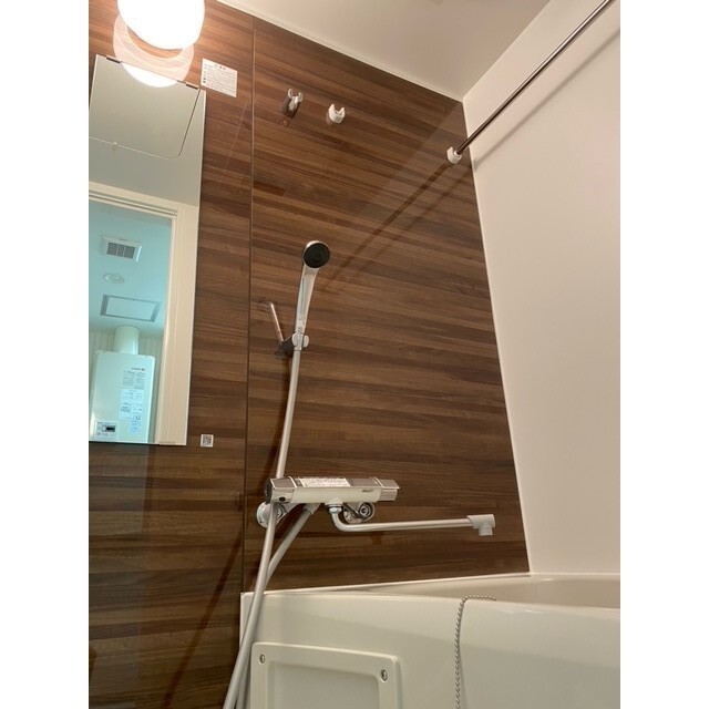 バス・シャワールーム　浴室乾燥付き