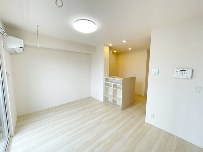 居室・リビング　図面と現状に相違がある場合には現状を優先