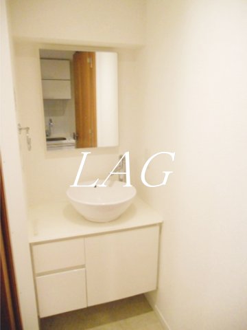 洗面設備　洗面台です。