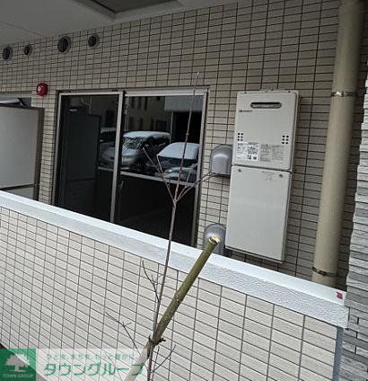 バルコニー　駐車場