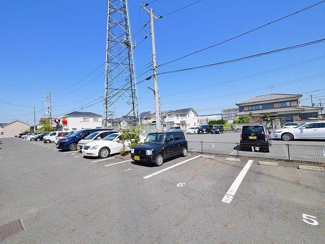 駐車場　カースペースがあります