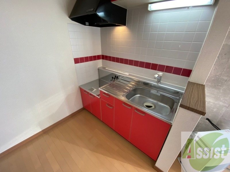 キッチン　キッチンです。一人暮らしなら十分な大きさですね。