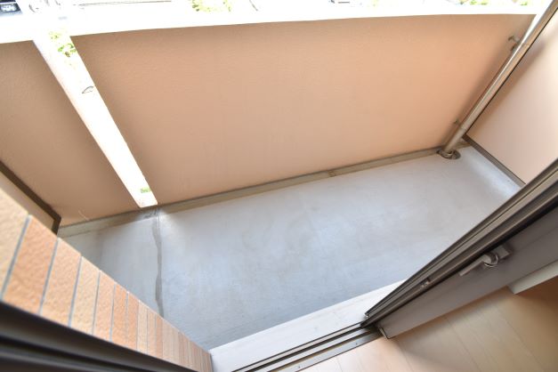 バルコニー　バルコニーも広々