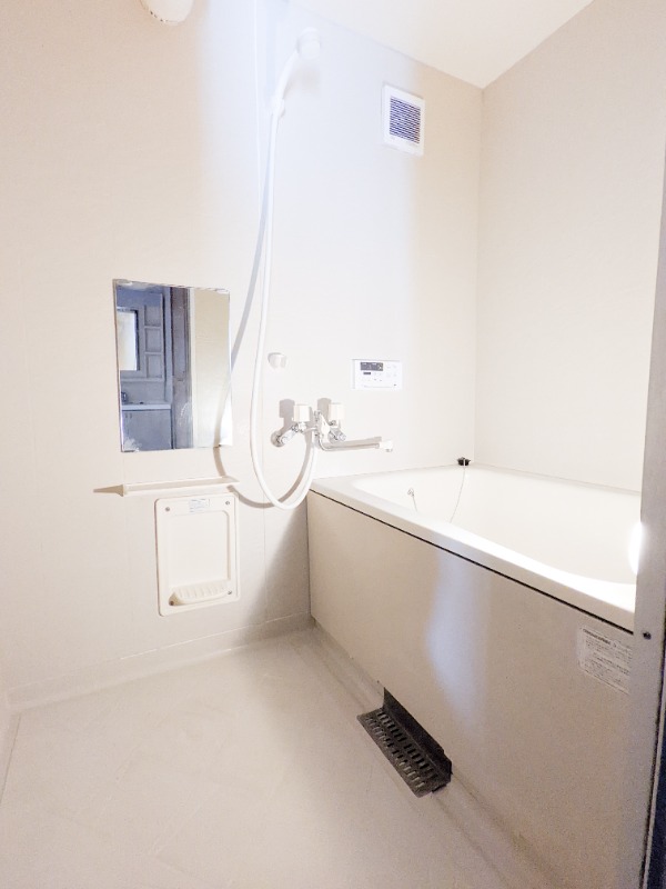 バス・シャワールーム　図面と現状に相違がある場合には現状を優先