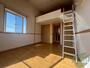 居室・リビング　家具を置いても狭く感じない広々としたお部屋です。