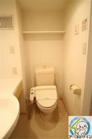 トイレ　※パース写真