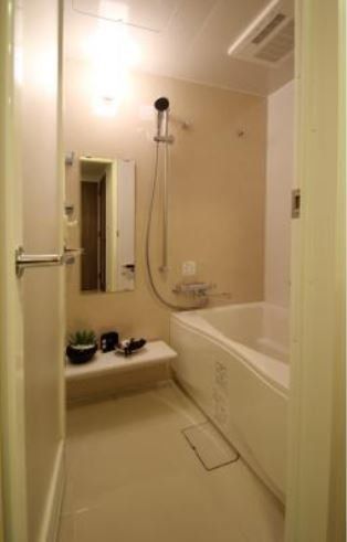 バス・シャワールーム　洗面