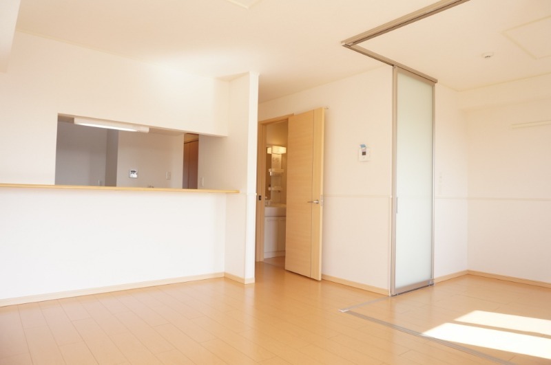 居室・リビング　図面と現状に相違がある場合には現状を優先