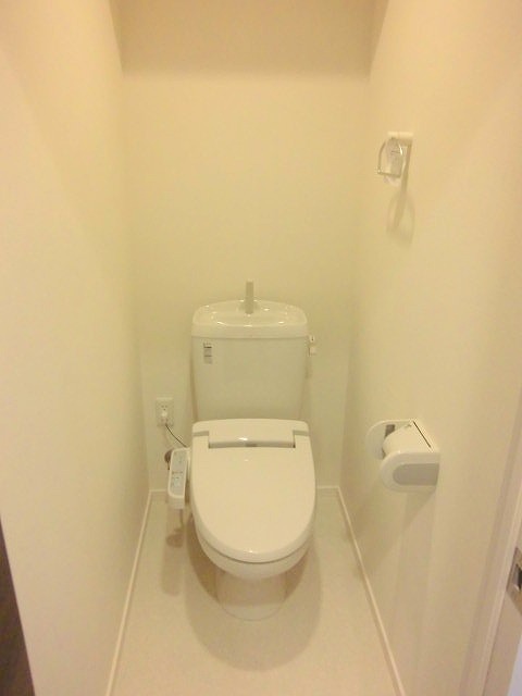 トイレ　★温水洗浄便座★