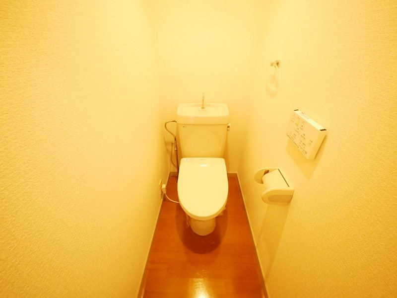 トイレ　ウォシュレット