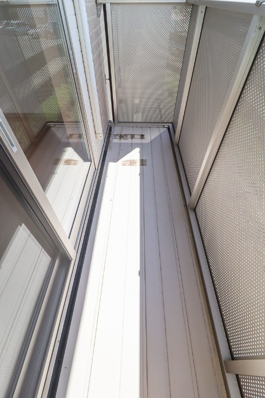 バルコニー　図面と現状に相違がある場合には現状を優先