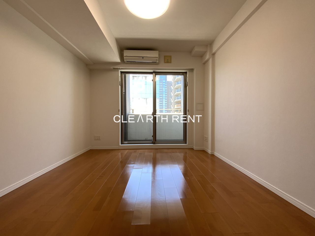 居室・リビング　7.6帖のフローリング居室