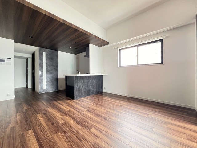 居室・リビング　別号室の写真