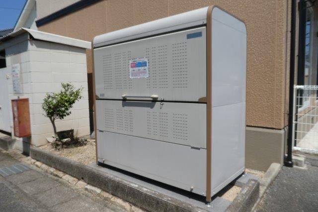 その他共有部分　敷地内ゴミＳＴ・当番なし。