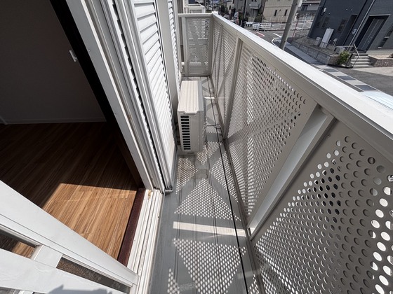 バルコニー　ベランダ