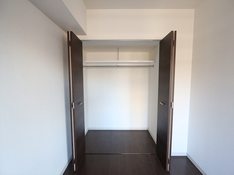 収納　ウォークインクローゼット（収納充実してます）