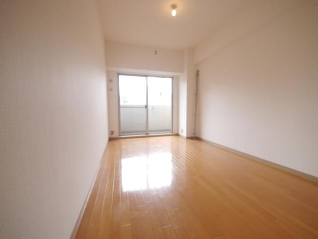 居室・リビング　★人気の川崎駅西口徒歩圏！★