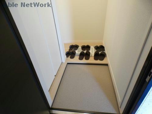 玄関　101