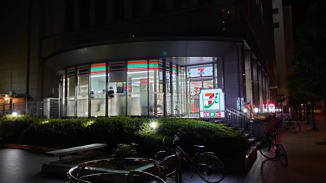 コンビニ　セブンイレブン大阪常盤町1丁目店（コンビニ）まで66m