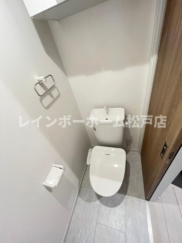 トイレ　落ち着いたトイレです