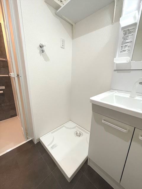 その他　室内洗濯機置き場付！