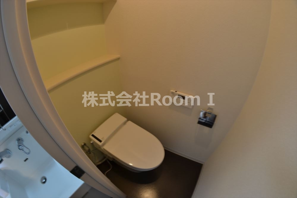 トイレ　落ち着いたトイレです