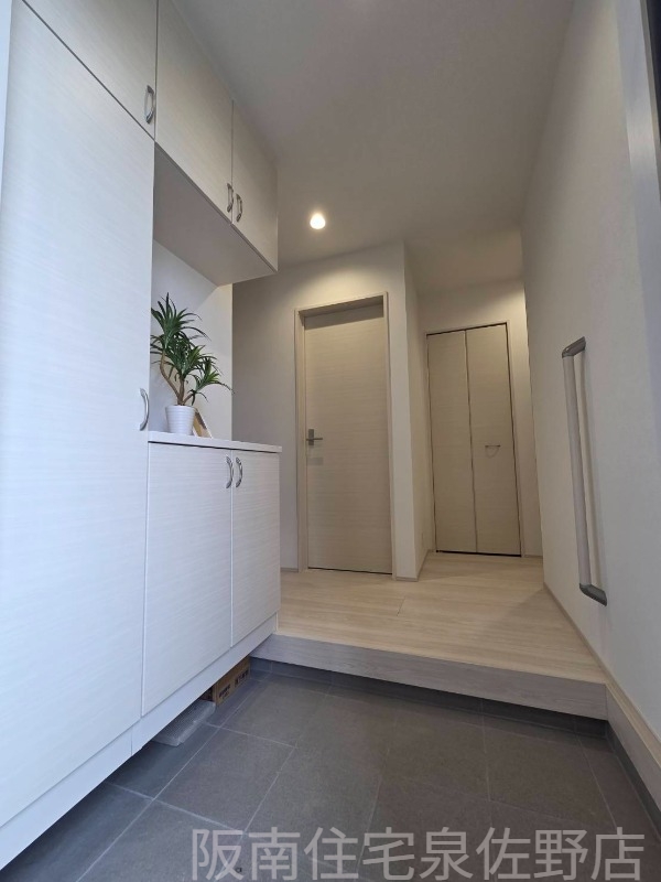 玄関　同施工会社施工物件サンプル画像