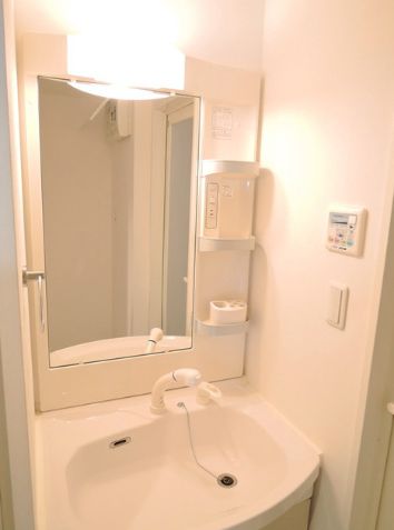 洗面設備　忙しい朝には欠かせない洗面所です