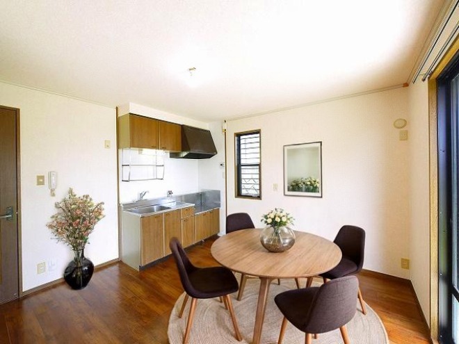 居室・リビング　CGで家具等を配置しもので家具等は含まれません