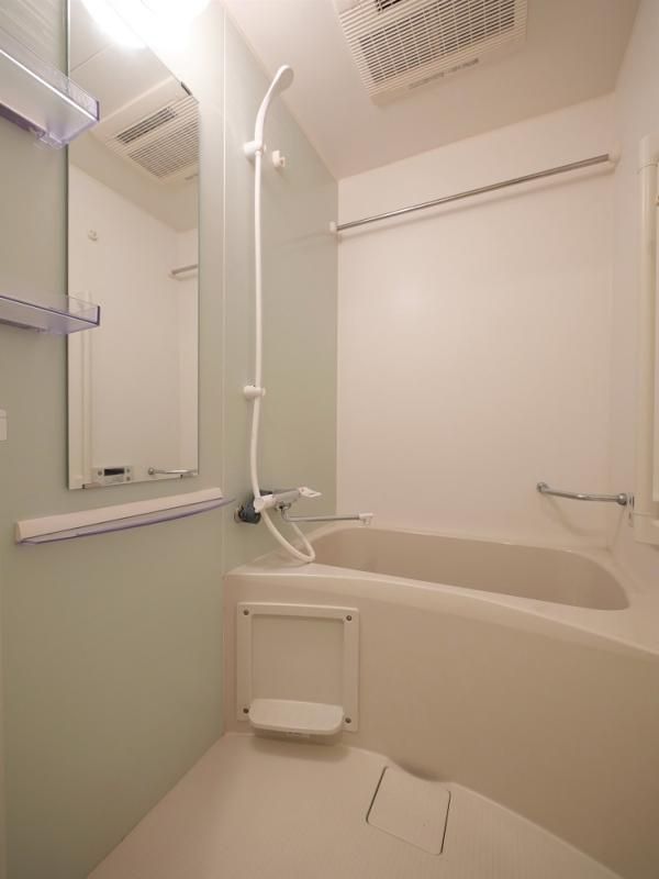 バス・シャワールーム　☆お風呂で日々の疲れを落としましょう☆