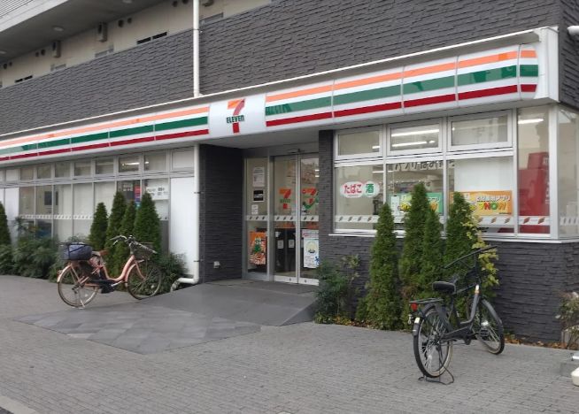 コンビニ　セブンイレブン北区神谷環七通り店（コンビニ）まで232m