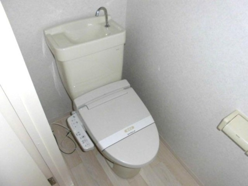 トイレ　図面と現状に相違がある場合には現状を優先