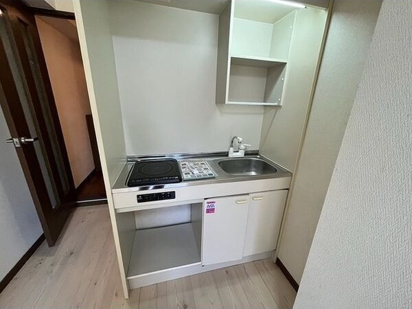 キッチン　くじらのゼロ賃貸は＼仲介手数料0円×初期費用最安×全国対応／