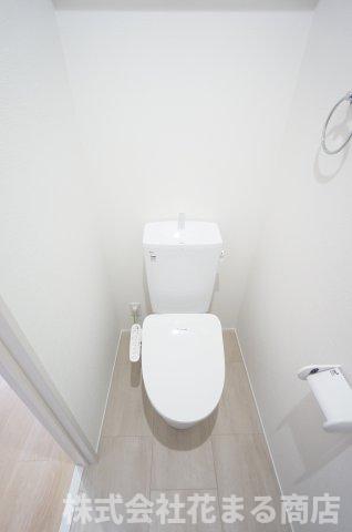 トイレ　物件、駅でお待ち合わせでのご案内歓迎！