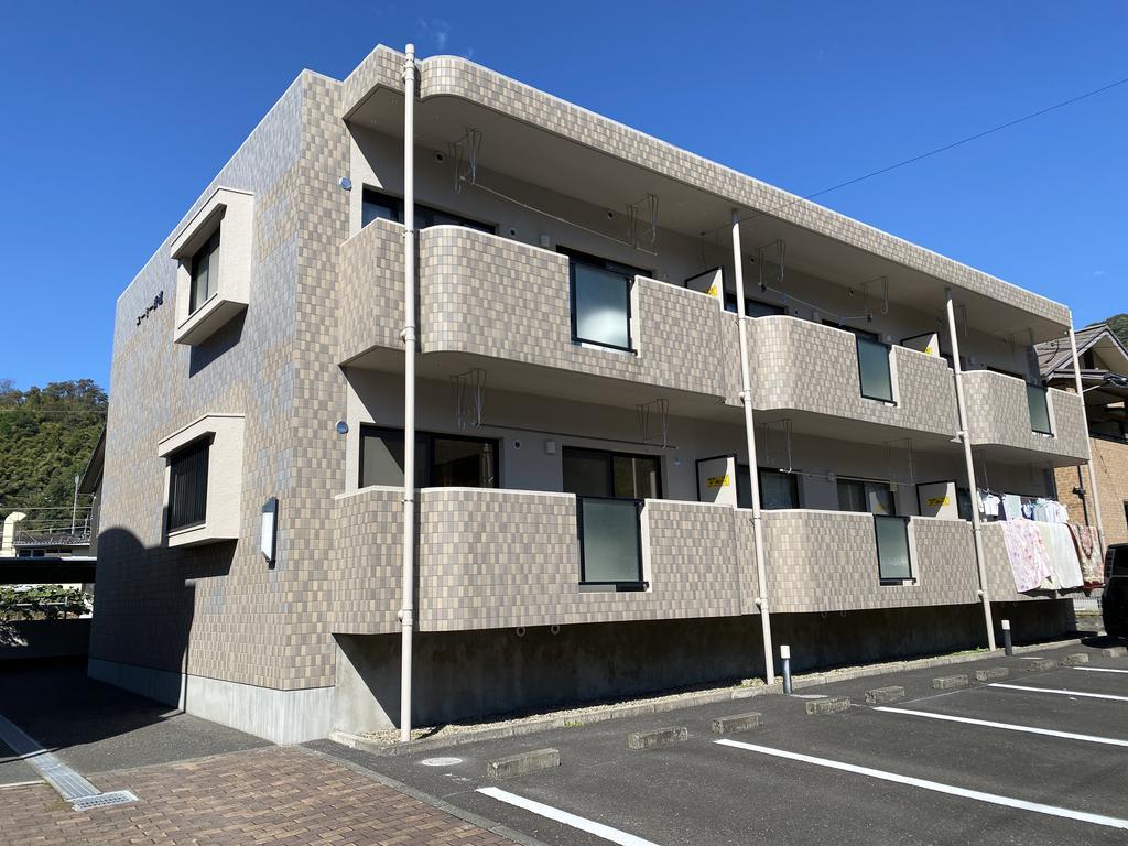 建物外観　ペット可◇ＲＣ造物件◎コンビニが徒歩圏内で便利ですよ◇