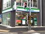 コンビニ　ファミリーマート 横浜西神奈川三丁目店（コンビニ）まで66m