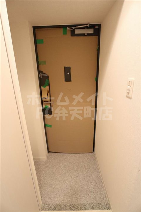 玄関　落ち着いた玄関です