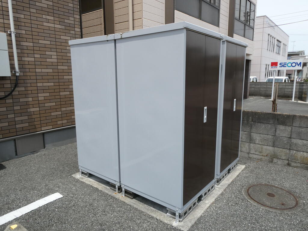 その他共有部分　各世帯物置あります