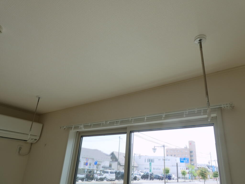 その他設備　室内物干し
