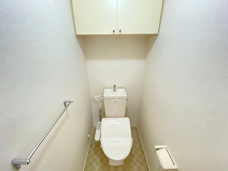 トイレ　※室内写真別部屋