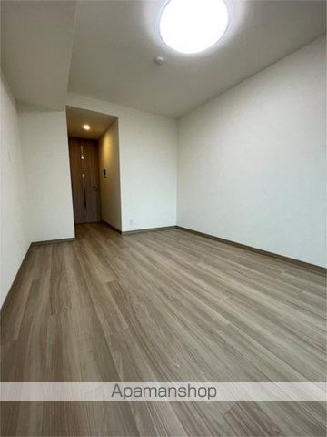 ルーブル川崎鷺沼の居間写真
