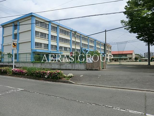 小学校　茅ヶ崎市立円蔵小学校（小学校）まで739m