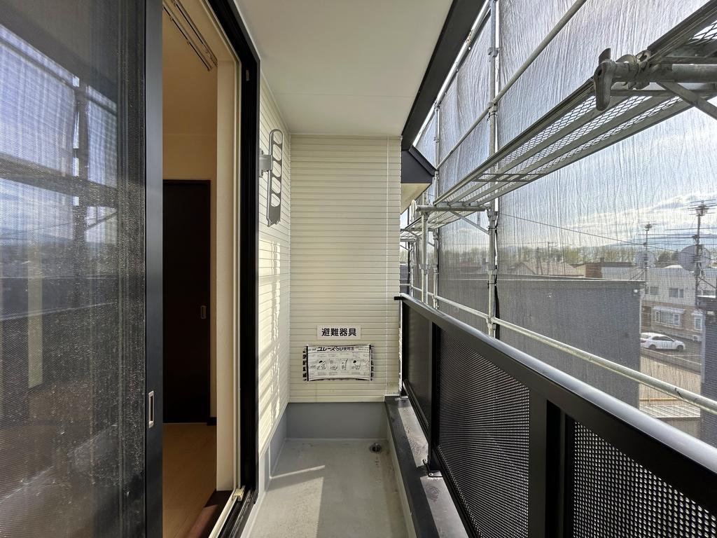 バルコニー　※他号室の写真になります。雰囲気のご参考にどうぞ♪